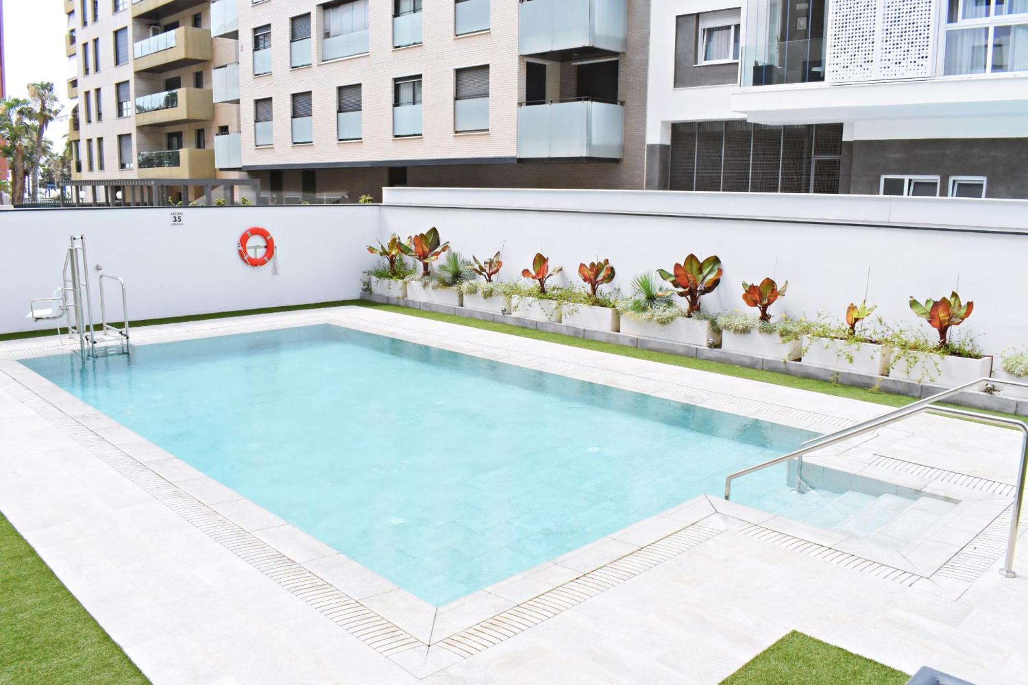 Amalia'S Home: Luminoso Apartamento Muy Cerca De La Playa Málaga Dış mekan fotoğraf